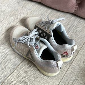 Like new Reebok nano 6 size 6.5